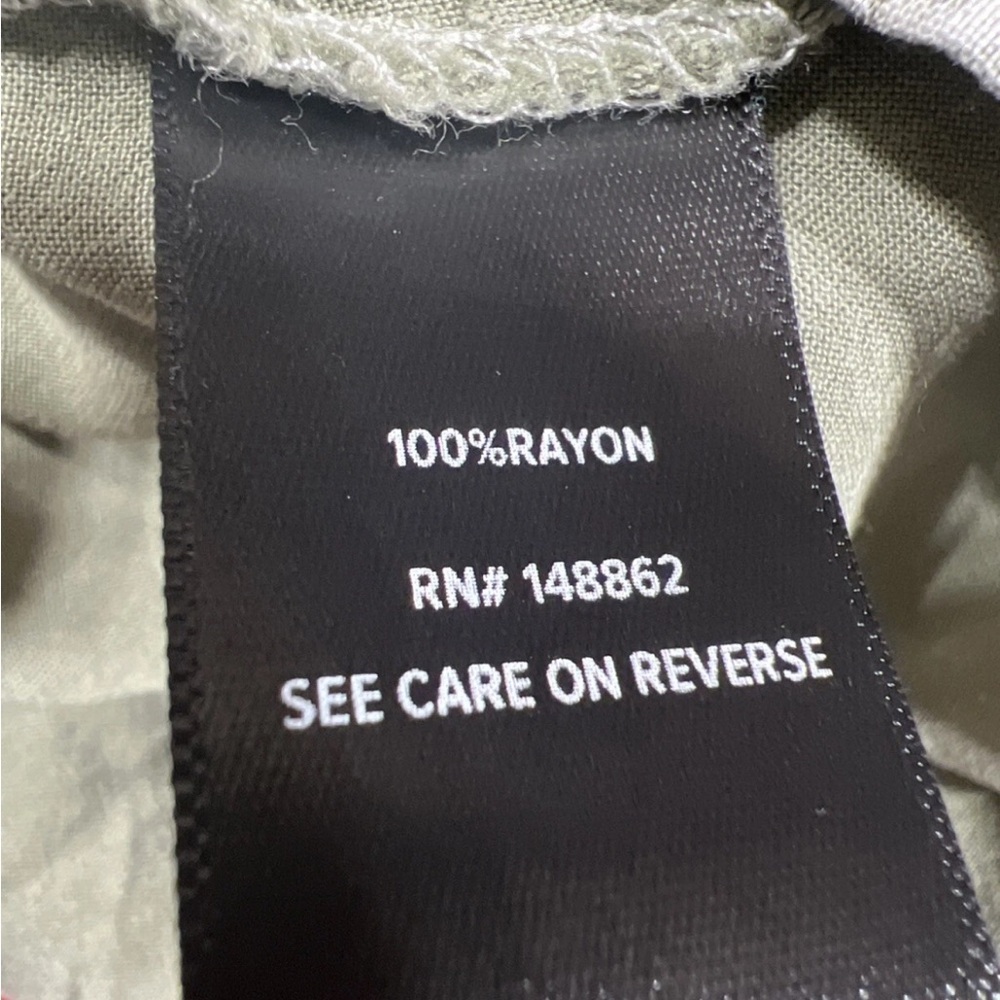 TORRID Olive Green Button-Down Skater Skirt with suspenders pockets Y2K size 0 - Picture 7 of 9